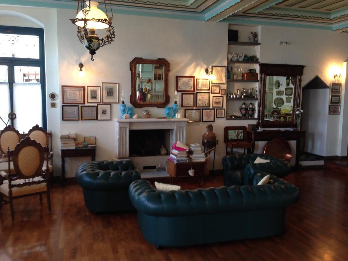 Hotel Aliki سيمي المظهر الخارجي الصورة